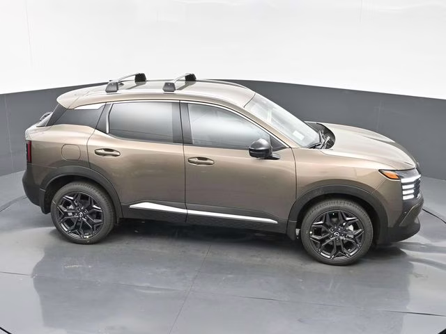 2026 Canyon Bronze Metallic Nissan Kicks SR FWD SUV