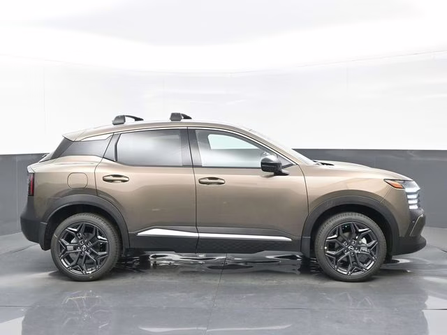 2026 Canyon Bronze Metallic Nissan Kicks SR FWD SUV