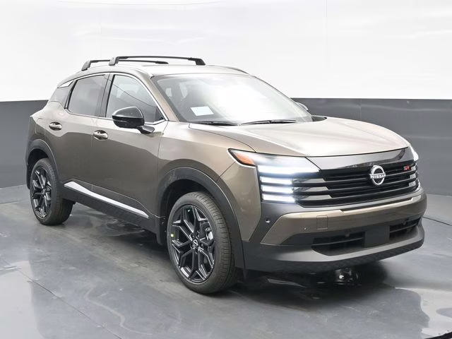 2026 Canyon Bronze Metallic Nissan Kicks SR FWD SUV