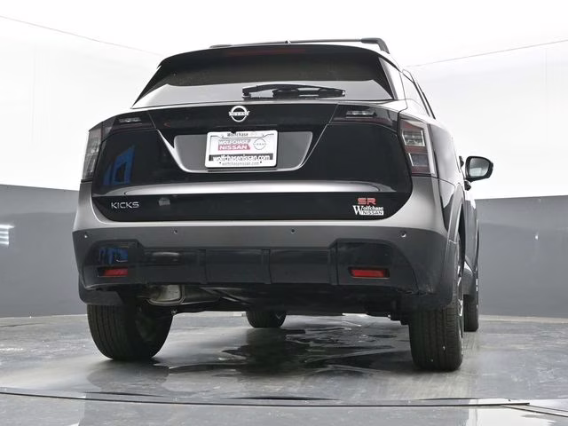 2026 Super Black Nissan Kicks SR FWD SUV