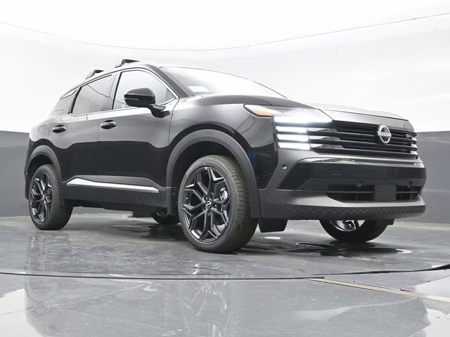 2026 Super Black Nissan Kicks SR FWD SUV