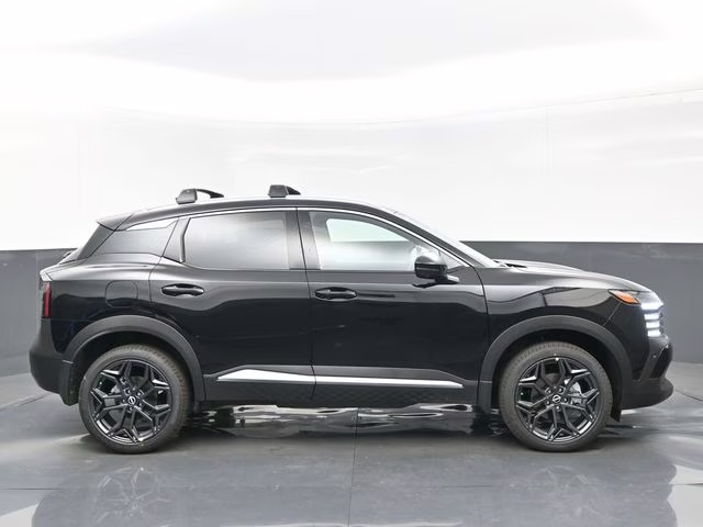 2026 Super Black Nissan Kicks SR FWD SUV