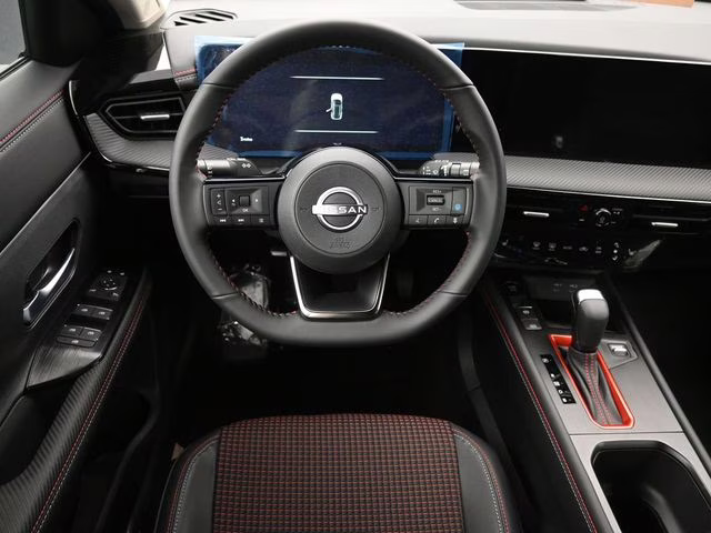 2026 Aspen White/Super Black Nissan Kicks SR FWD SUV