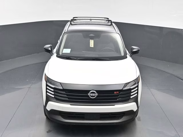 2026 Aspen White/Super Black Nissan Kicks SR FWD SUV