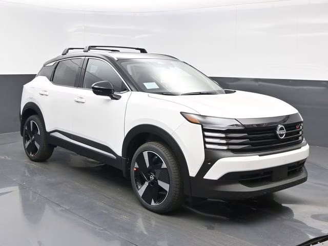2026 Aspen White/Super Black Nissan Kicks SR FWD SUV
