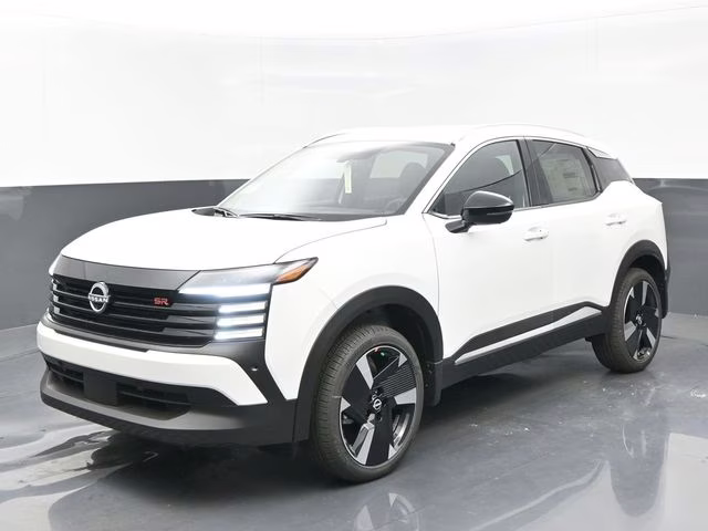 2026 Aspen White Tricoat Nissan Kicks SR FWD SUV