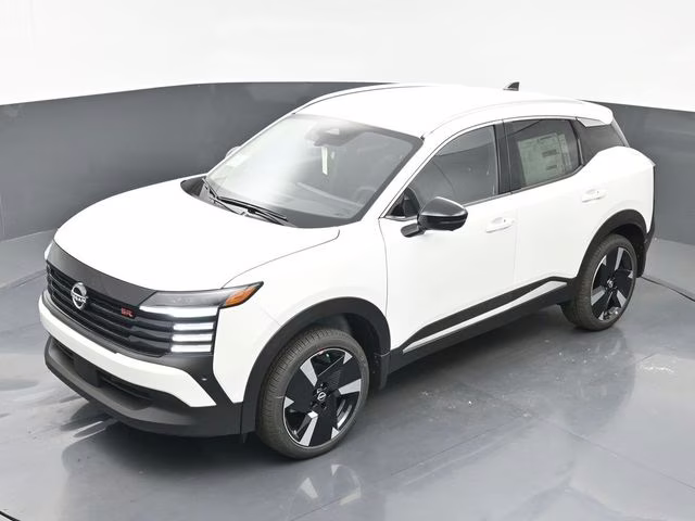 2026 Aspen White Tricoat Nissan Kicks SR FWD SUV