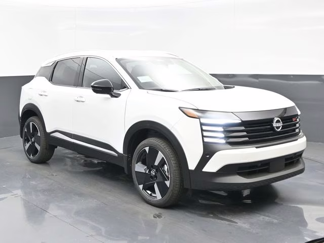 2026 Aspen White Tricoat Nissan Kicks SR FWD SUV