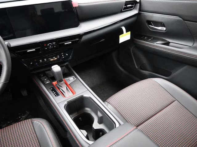 2026 Aspen White/Super Black Nissan Kicks SR AWD SUV