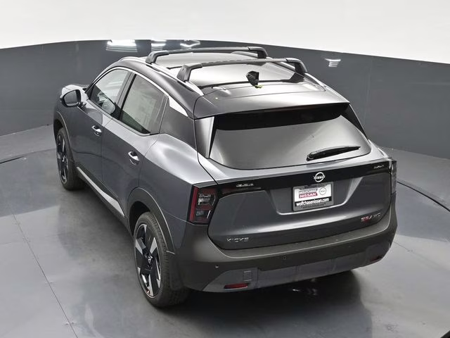 2026 Gun Metallic/Super Black Nissan Kicks SR AWD SUV