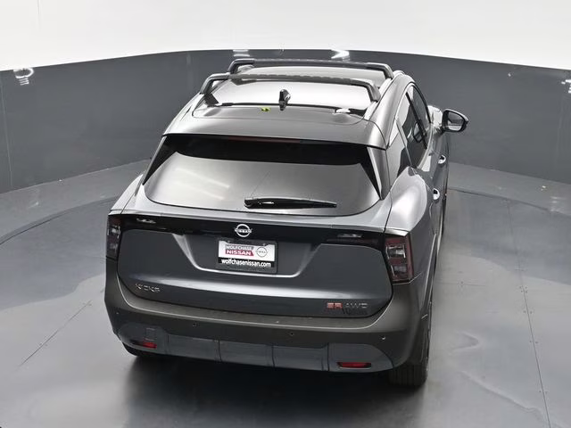 2026 Gun Metallic/Super Black Nissan Kicks SR AWD SUV