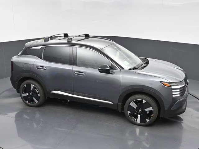 2026 Gun Metallic/Super Black Nissan Kicks SR AWD SUV