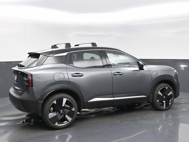 2026 Gun Metallic/Super Black Nissan Kicks SR AWD SUV