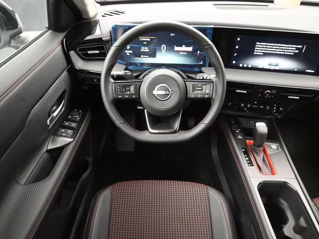 2026 Aspen White/Super Black Nissan Kicks SR FWD SUV