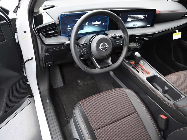 2026 Aspen White/Super Black Nissan Kicks SR FWD SUV