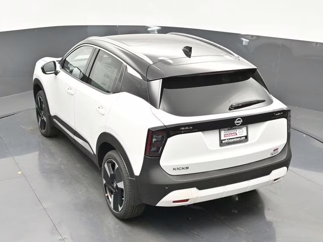 2026 Aspen White/Super Black Nissan Kicks SR FWD SUV