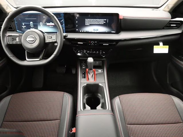 2026 Aspen White/Super Black Nissan Kicks SR FWD SUV