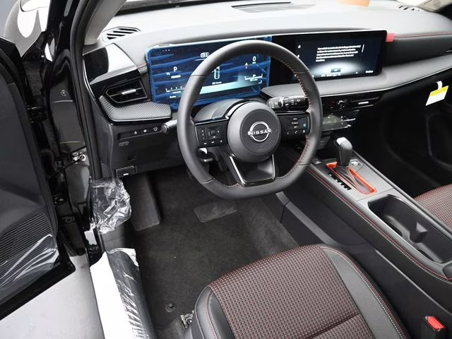 2026 Super Black Nissan Kicks SR FWD SUV