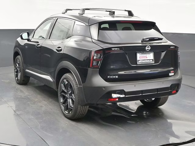 2026 Super Black Nissan Kicks SR FWD SUV
