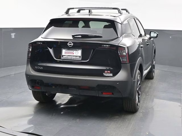 2026 Super Black Nissan Kicks SR FWD SUV