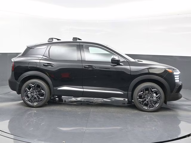 2026 Super Black Nissan Kicks SR FWD SUV