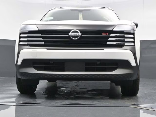 2026 Aspen White/Super Black Nissan Kicks SR FWD SUV