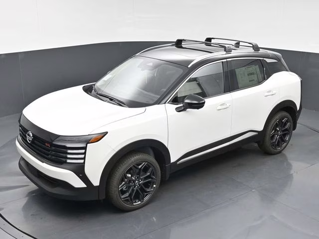 2026 Aspen White/Super Black Nissan Kicks SR FWD SUV