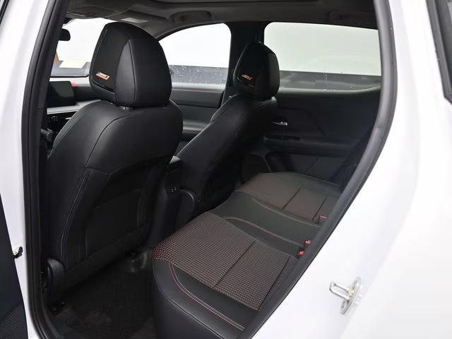 2026 Aspen White Tricoat Nissan Kicks SR FWD SUV
