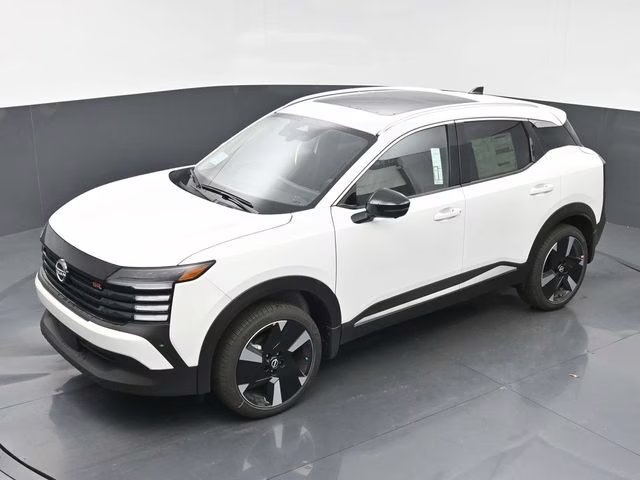 2026 Aspen White Tricoat Nissan Kicks SR FWD SUV