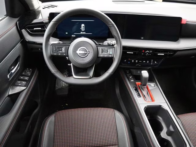 2026 Gun Metallic/Super Black Nissan Kicks SR FWD SUV