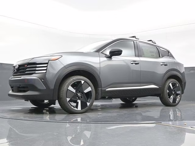2026 Gun Metallic/Super Black Nissan Kicks SR FWD SUV