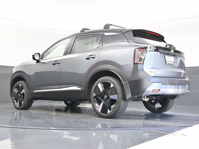 2026 Gun Metallic/Super Black Nissan Kicks SR FWD SUV
