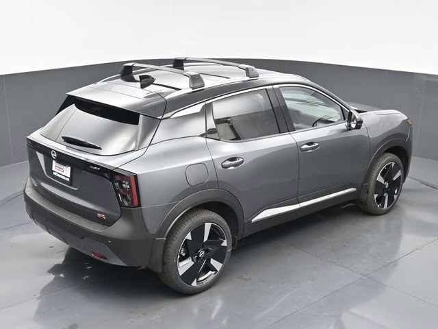 2026 Gun Metallic/Super Black Nissan Kicks SR FWD SUV