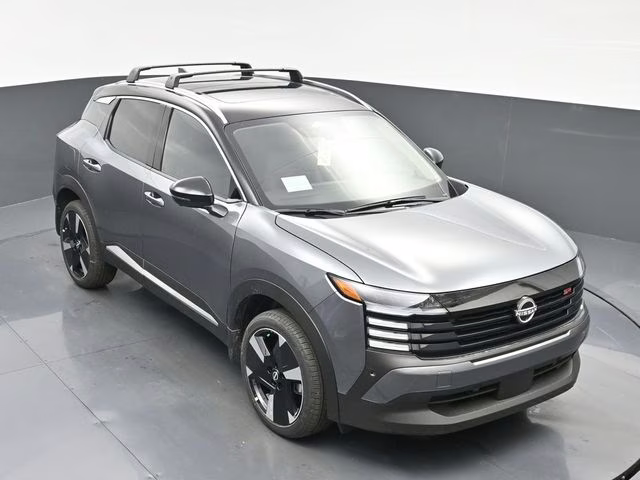 2026 Gun Metallic/Super Black Nissan Kicks SR FWD SUV