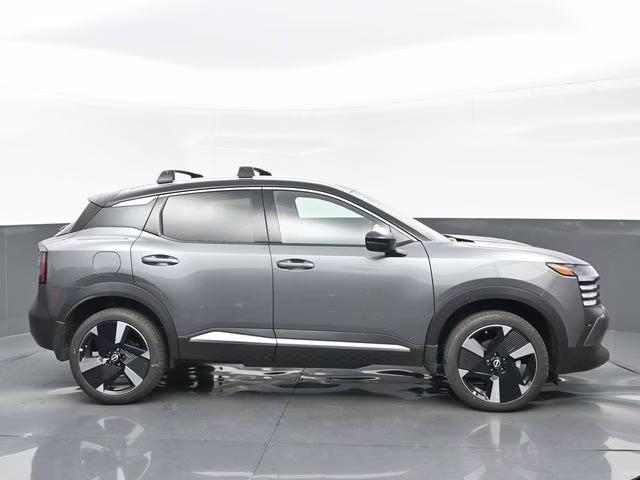 2026 Gun Metallic/Super Black Nissan Kicks SR FWD SUV