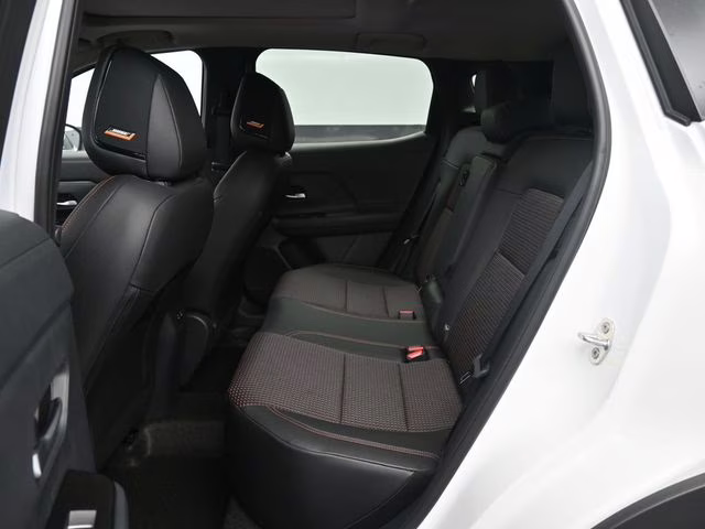 2026 Aspen White/Super Black Nissan Kicks SR AWD SUV