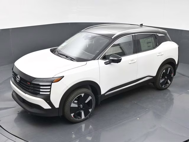 2026 Aspen White/Super Black Nissan Kicks SR AWD SUV