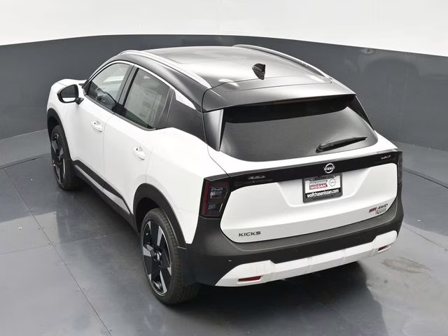 2026 Aspen White/Super Black Nissan Kicks SR AWD SUV