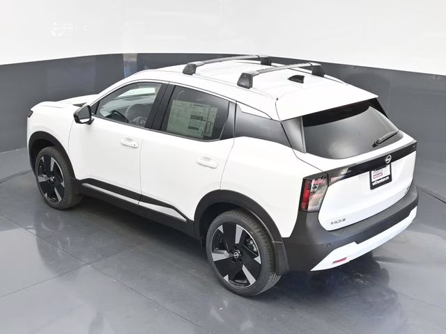 2026 Aspen White Tricoat Nissan Kicks SR AWD SUV
