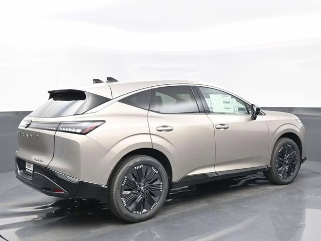 2026 Champagne Silver Metallic Nissan Murano Platinum AWD SUV