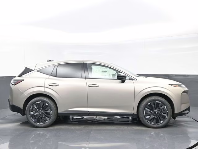2026 Champagne Silver Metallic Nissan Murano Platinum AWD SUV