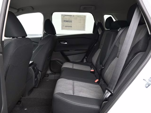 2026 Everest White Pearl Tricoat Nissan Rogue SV AWD SUV