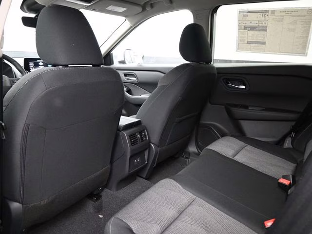 2026 Everest White Pearl Tricoat Nissan Rogue SV AWD SUV