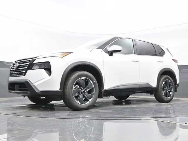 2026 Everest White Pearl Tricoat Nissan Rogue SV AWD SUV