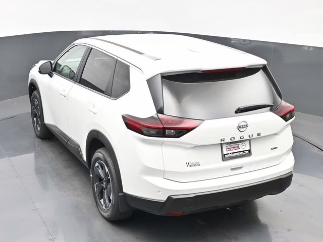 2026 Everest White Pearl Tricoat Nissan Rogue SV AWD SUV