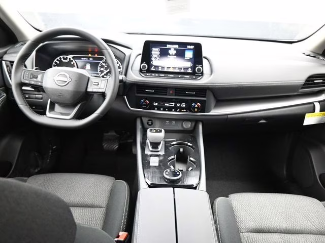 2026 Everest White Pearl Tricoat Nissan Rogue SV AWD SUV