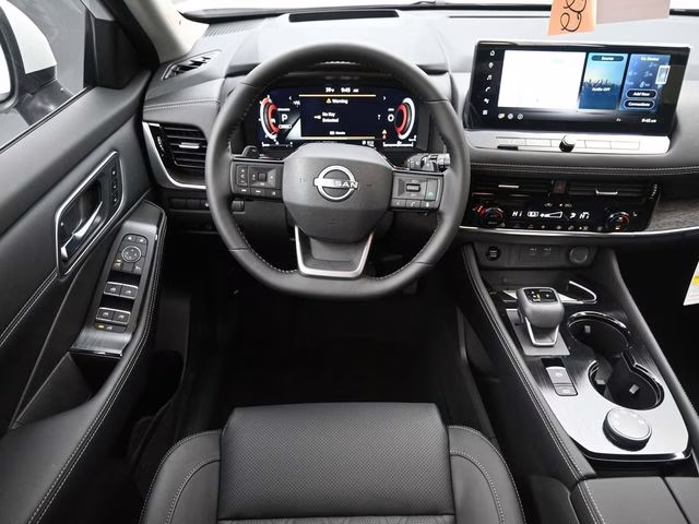 2026 Everest White Pearl Tricoat Nissan Rogue Platinum AWD SUV