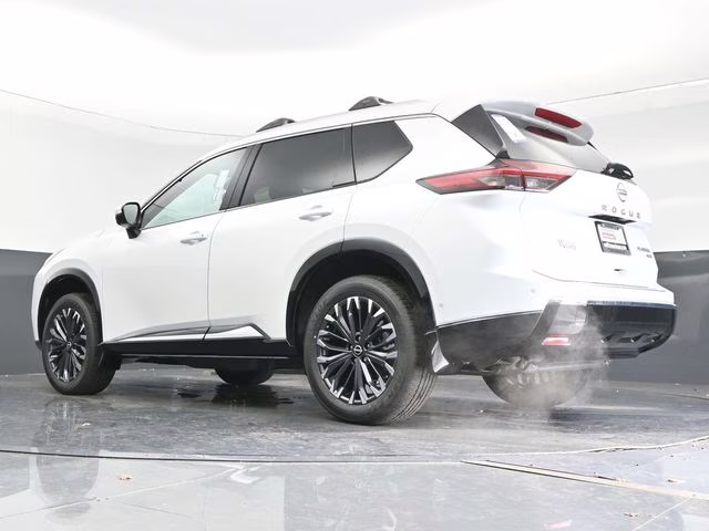 2026 Everest White Pearl Tricoat Nissan Rogue Platinum AWD SUV
