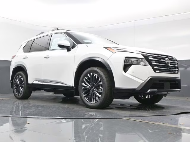 2026 Everest White Pearl Tricoat Nissan Rogue Platinum AWD SUV