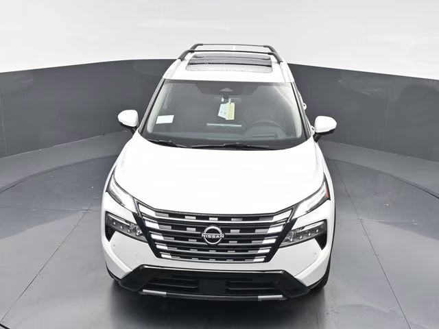 2026 Everest White Pearl Tricoat Nissan Rogue Platinum AWD SUV